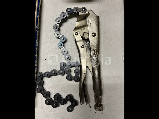 Vise-grip model 20r lastang met ketting - afbeelding 1 van  4