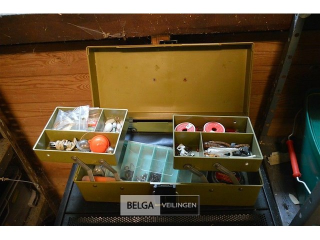 Viskorfje met inhoud - afbeelding 2 van  5