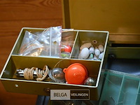 Viskorfje met inhoud - afbeelding 3 van  5