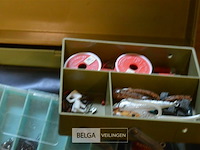 Viskorfje met inhoud - afbeelding 4 van  5