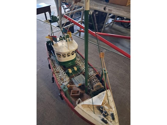 Vissersboot ( l 460mm h 390mm b 160mm ) - afbeelding 2 van  6