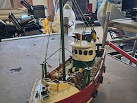 Vissersboot ( l 460mm h 390mm b 160mm ) - afbeelding 3 van  6