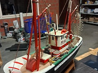 Vissersboot - afbeelding 1 van  4