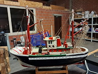 Vissersboot - afbeelding 2 van  4