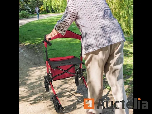 Vitale aluminium rollator met zetel - afbeelding 3 van  4