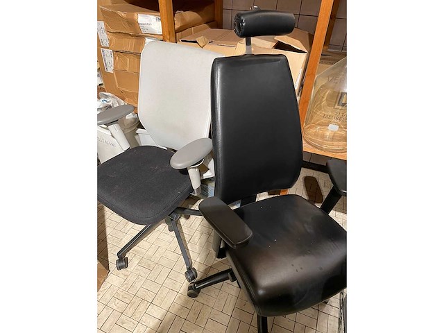 Vitra - idchair - bureaustoel (3x) - afbeelding 1 van  2