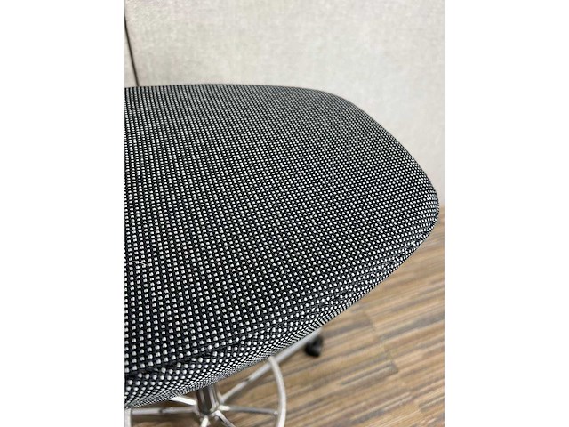 Vitra - nelson perch - kruk - stool - afbeelding 6 van  8