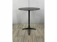 Vitra bistro table statafel