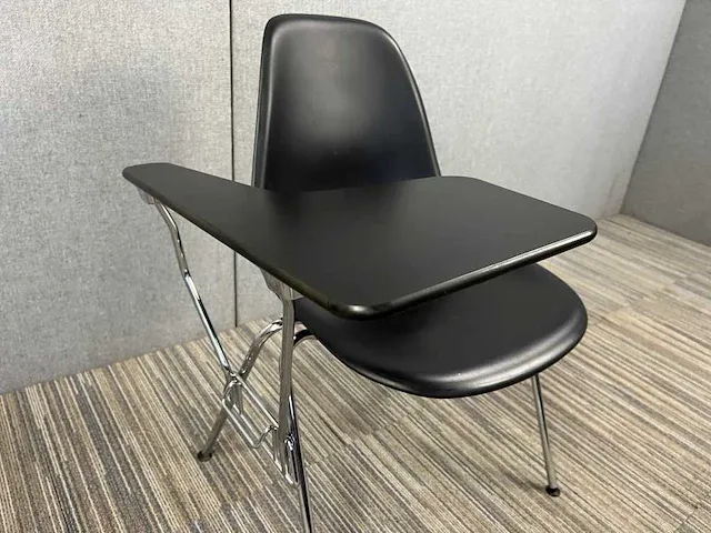Vitra eames dss plastic chair zwart - afbeelding 5 van  6