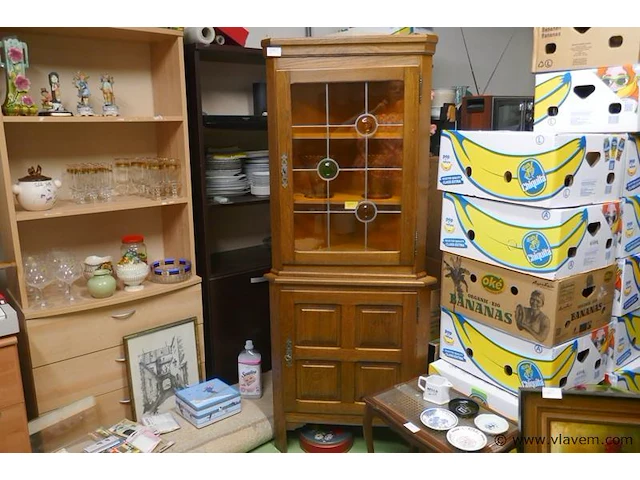 Vitrine kast met loodglas - afbeelding 1 van  1