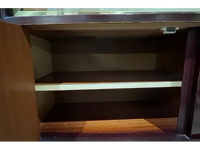 Vitrine kast - afbeelding 2 van  4