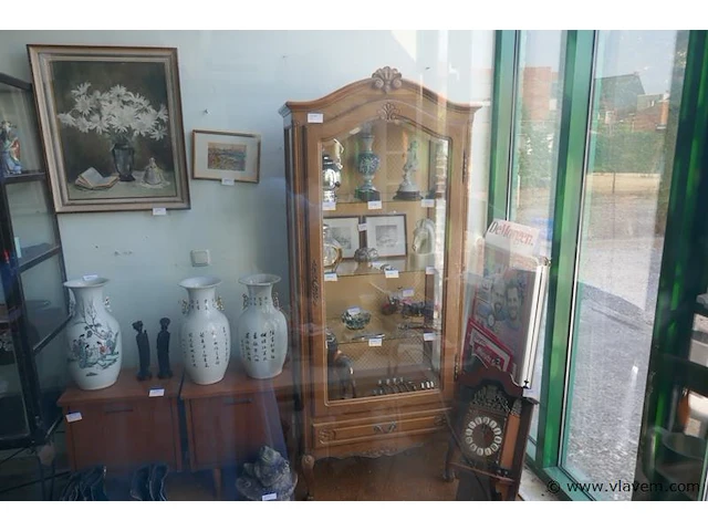 Vitrine kast - afbeelding 1 van  3