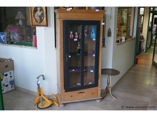 Vitrine kast - afbeelding 2 van  2