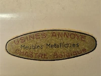 Vitrine metaal h 170 b 60 d 40, belgisch - afbeelding 2 van  7