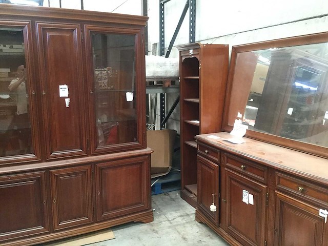 Vitrinekast - afbeelding 1 van  9