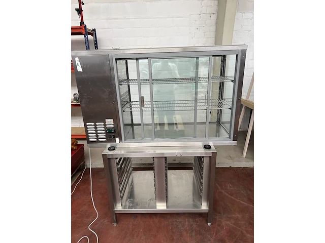 Vitrinekoeler op rvs tafel - afbeelding 5 van  5
