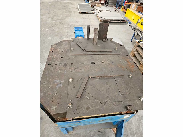 Vlakke tafel - afbeelding 5 van  5