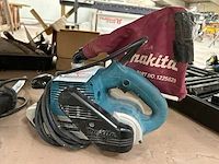 Vlakschuurmachine makita - afbeelding 1 van  5