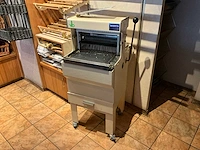 Vlb broodsnijmachine - afbeelding 1 van  5