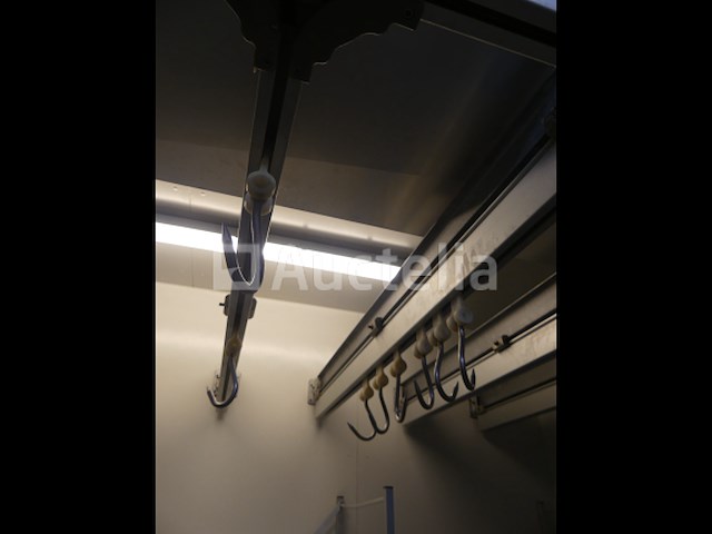 Vlees transport spoor - afbeelding 6 van  8