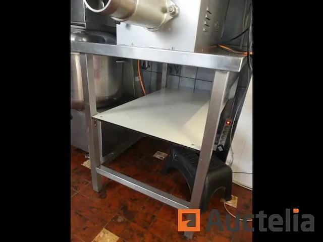 Vleesmolen met tafel ondersteuning in roestvrij staal matton - afbeelding 8 van  11