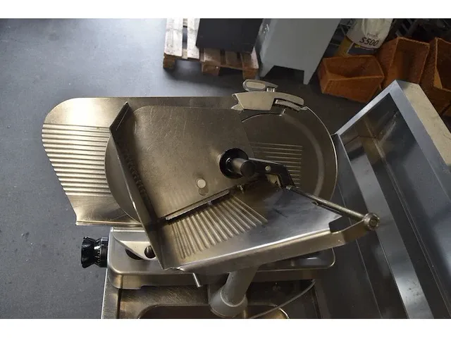 Vleessnijmachine berkel 800s - afbeelding 5 van  7