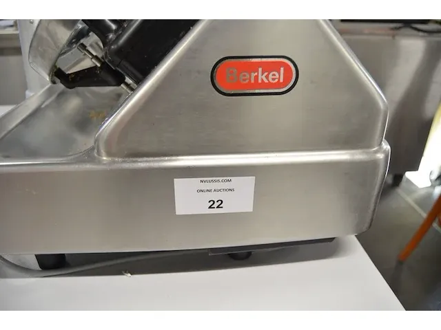 Vleessnijmachine berkel 800s - afbeelding 2 van  8