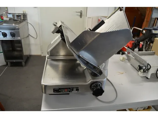 Vleessnijmachine berkel 800s - afbeelding 5 van  8