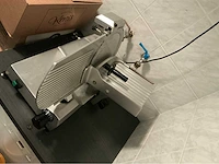 Vleessnijmachine general machines 300 overige vleesverwerking - afbeelding 2 van  4