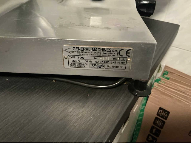 Vleessnijmachine general machines 300 overige vleesverwerking - afbeelding 4 van  4