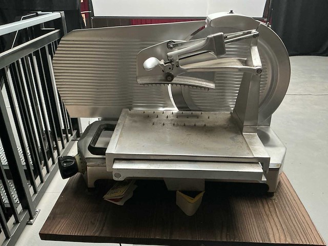 Vleessnijmachine - afbeelding 7 van  10