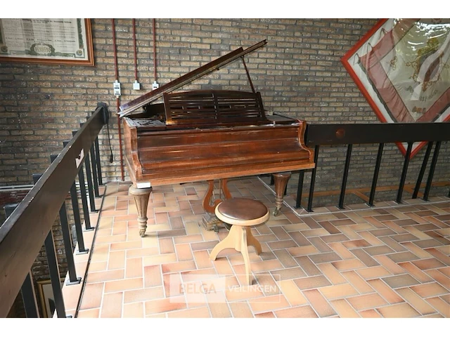 Vleugelpiano - afbeelding 1 van  7