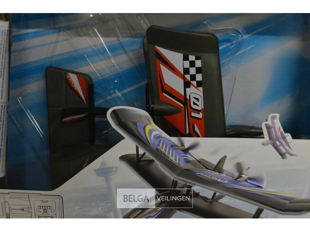 Vlieger op rc - afbeelding 3 van  4