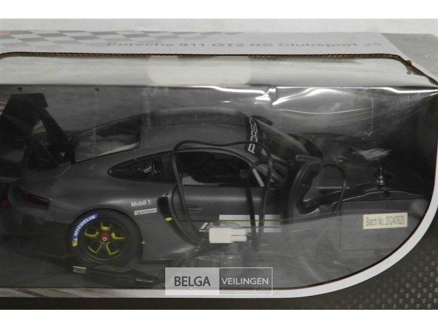 Vlieger op rc - afbeelding 4 van  4