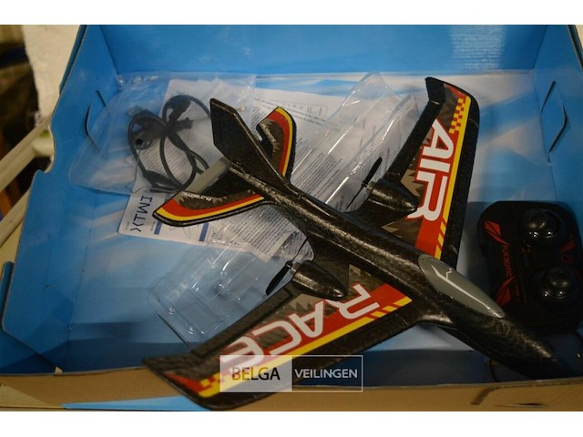 Vliegtuig silverlit rc - afbeelding 2 van  3