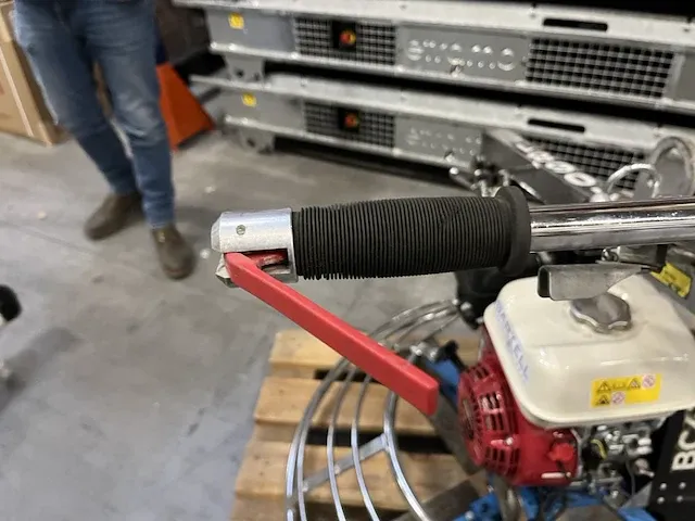 Vlindermachine bartell 90, gebruikt - afbeelding 2 van  18