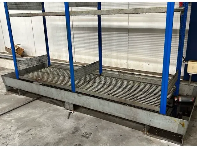 Vloeistofrek met lekbak - afbeelding 8 van  9