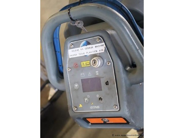 Vloerenveegmachine ice - afbeelding 2 van  2