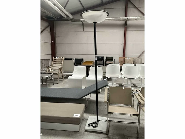 Vloerlamp vibia wind - afbeelding 1 van  4