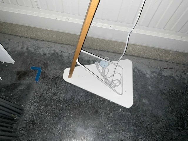 Vloerlamp - afbeelding 3 van  4