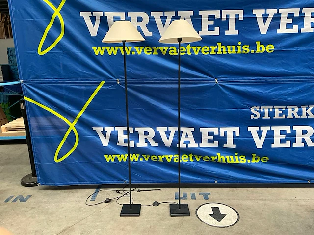 Vloerlampen (2x) - afbeelding 1 van  4