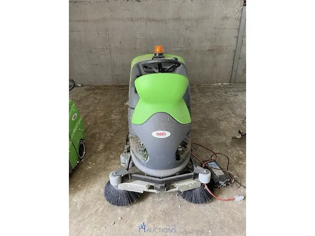 Vloerschrobmachine dibo - afbeelding 1 van  11