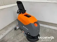 Vloerschrobmachine - afbeelding 5 van  21