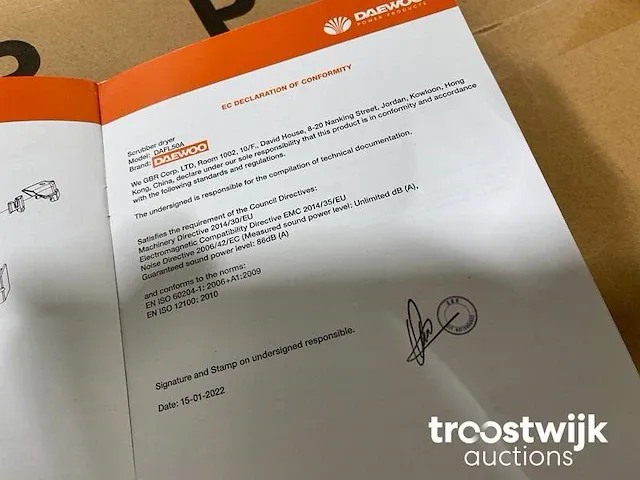 Vloerschrobmachine - afbeelding 11 van  21