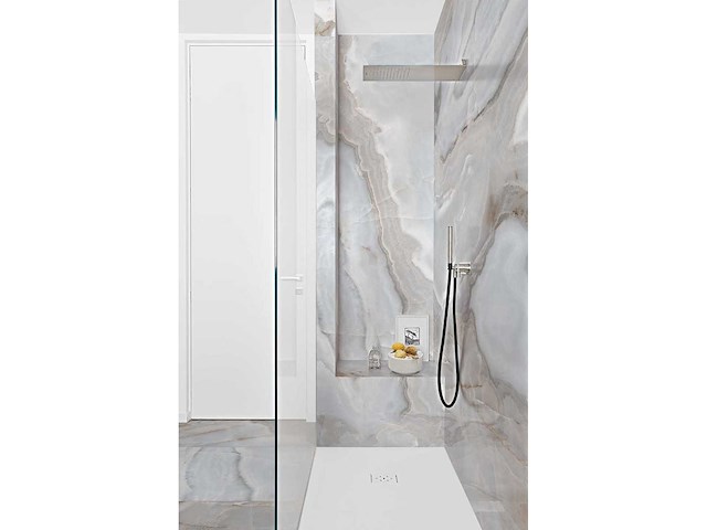 Vloertegel 64,8m2 onyx blauw glanzend 60x120cm gelijkgereguleerd - afbeelding 5 van  8