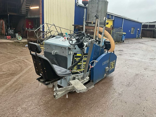 Vloerzaagmachine lissmac vacuum wet 300 - afbeelding 13 van  17
