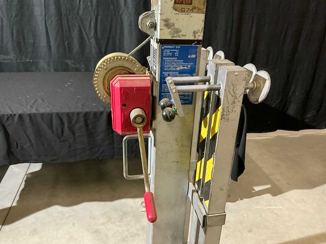 Vmb - te-074 - contractor lifts - - afbeelding 3 van  6