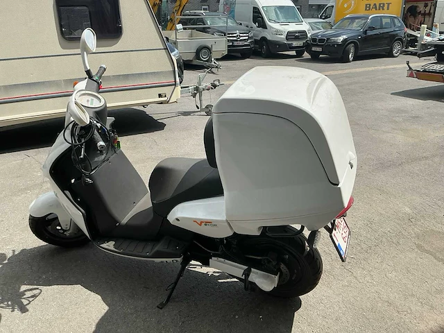 Vmoto 120l-d e-scooter - afbeelding 6 van  7