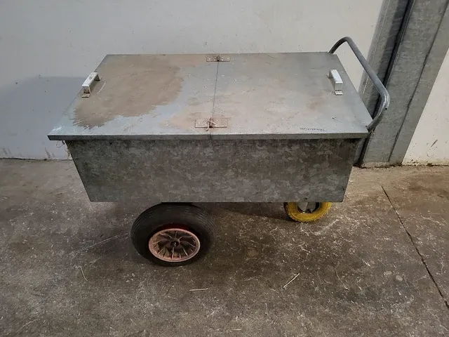 Voederkar + volume kruiwagen - afbeelding 1 van  6