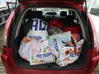 Voert. meerdere doeleinden citroen c4 picasso,benzine, 1749cm³,92kw,1e inschr 10/7/17, vf7ua6fyc45121441, 202661km,co²-uitstoot ng,euro4, kenteken i (ii ontbreekt), zonder gelijkvormigheidsattest, keuring tot 15/2/25, 1sleutel - afbeelding 14 van  22